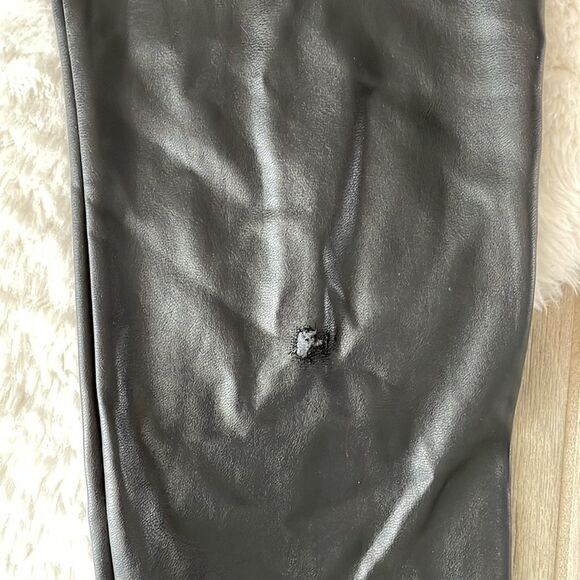 Wilfred Free Faux Leather Leggings Size Small - Picture 3 of 13